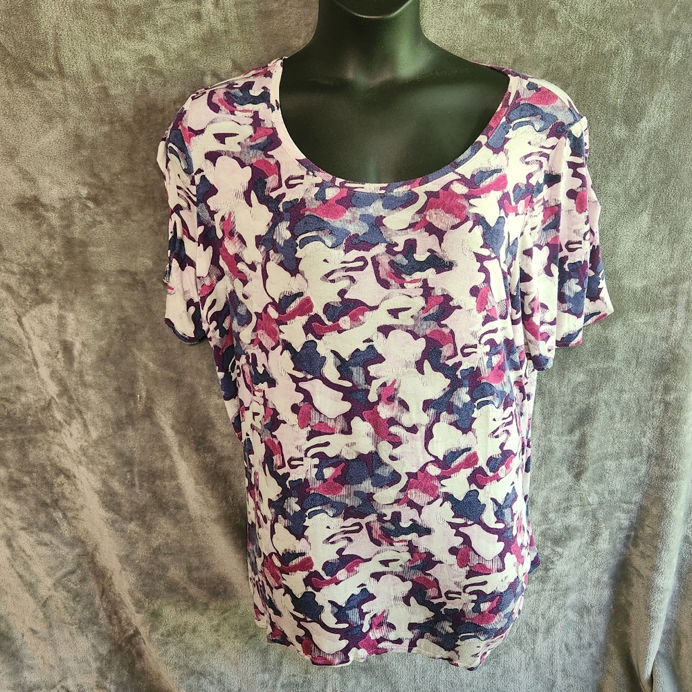 Lane Bryant top size 26/28